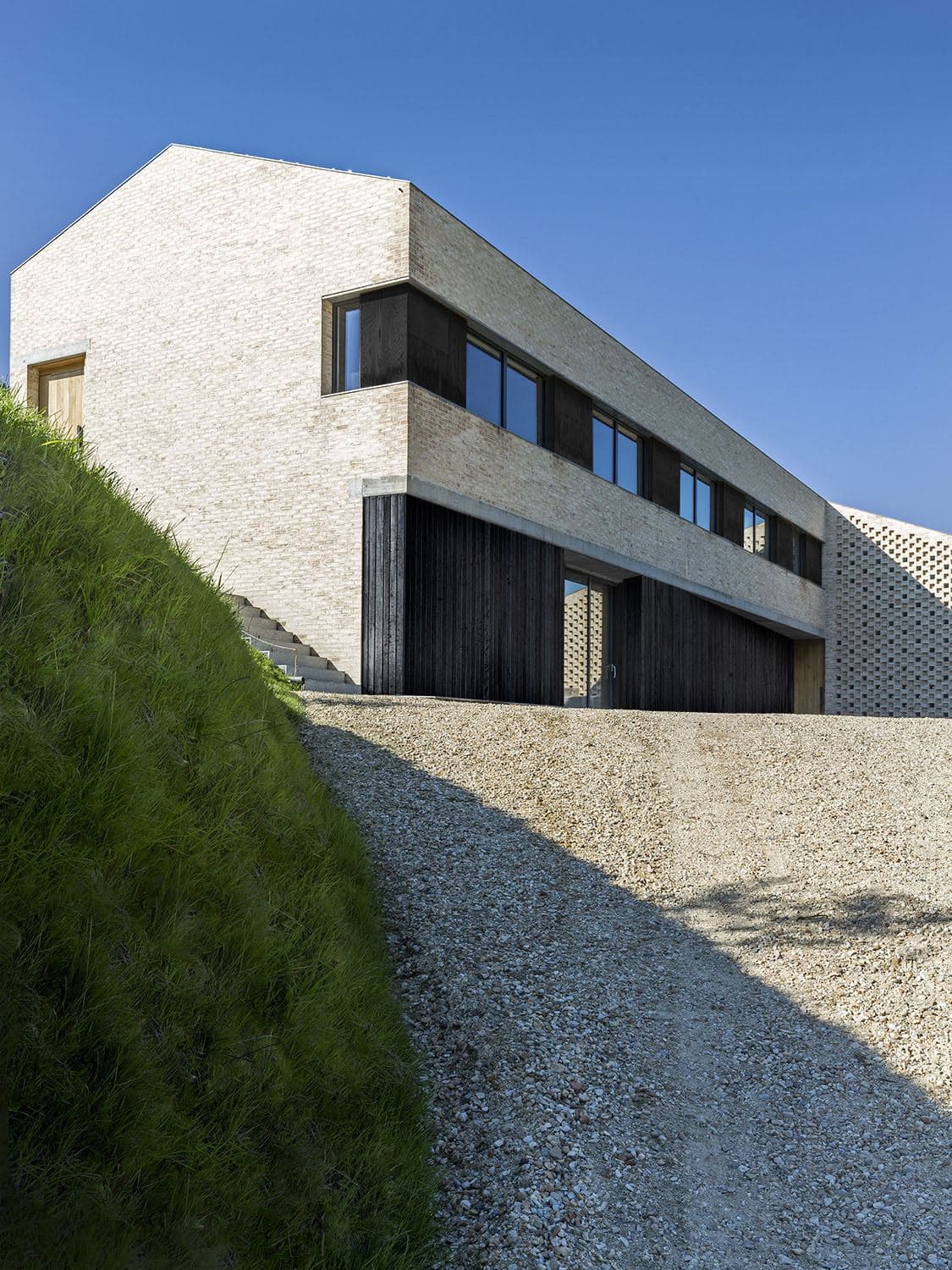 AMILU FARM 10