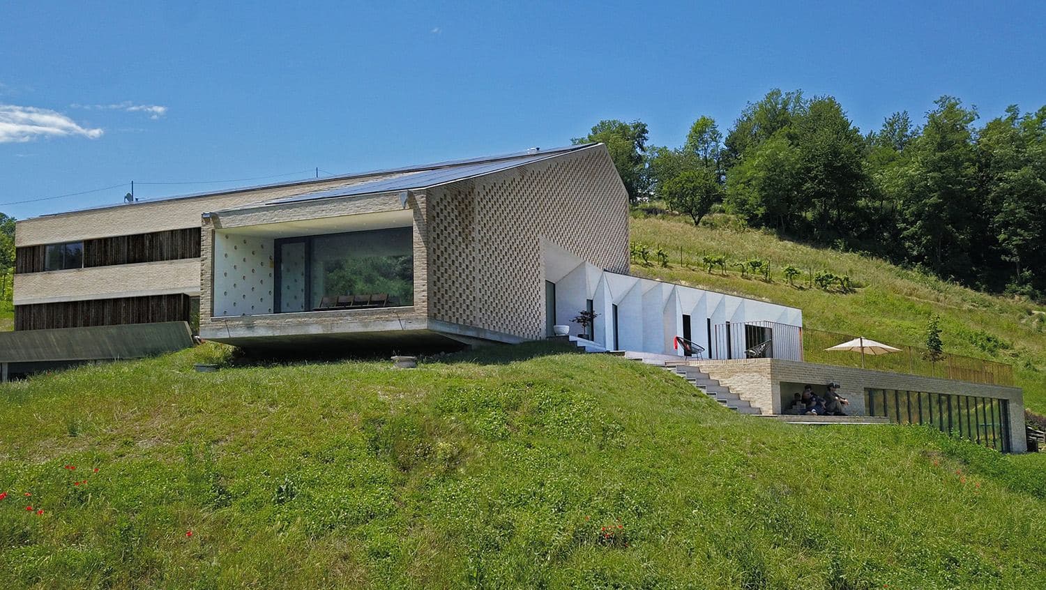 AMILU FARM 27